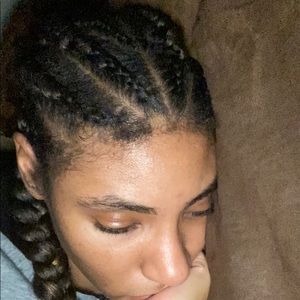 Meet your Posher, Chanel